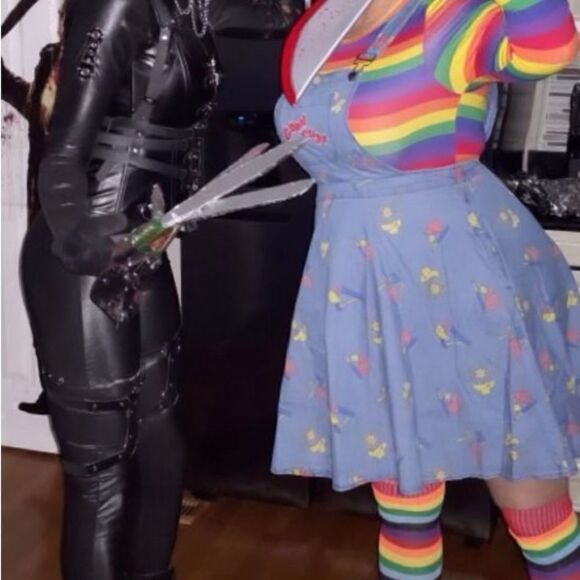 Chucky "Wanna Play" Halloween Costume -- 1X - Picture 4 of 13